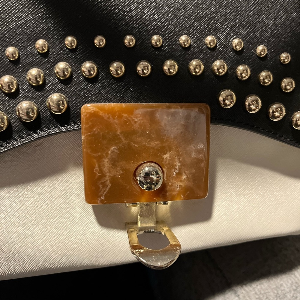 Handbag - Picture 3 of 11